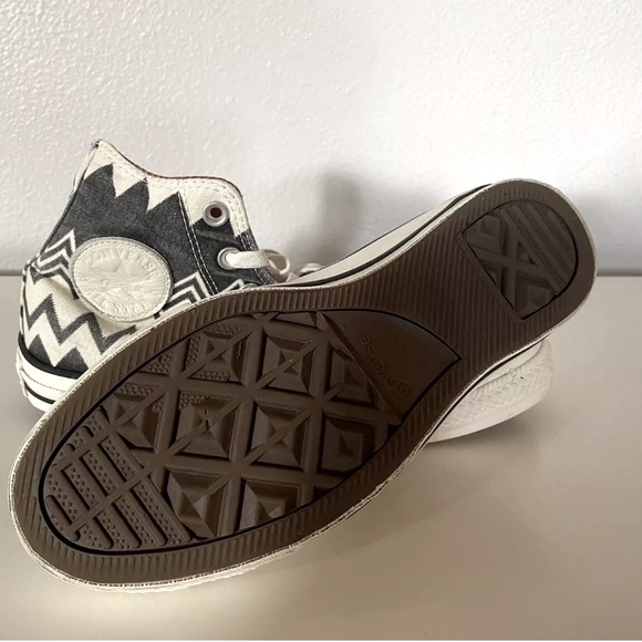 Converse x Missoni 146754C High Top Sneaker - Picture 3 of 3